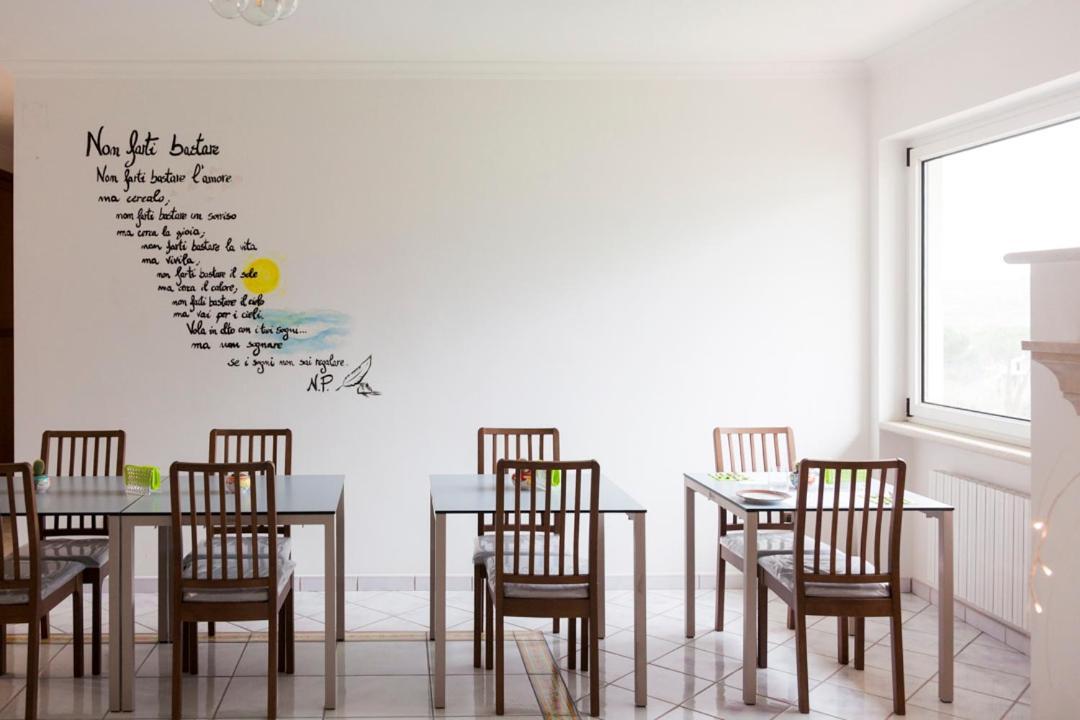 Na' Poesia B&B Di Charme Сант-Агата-де-Готи Экстерьер фото